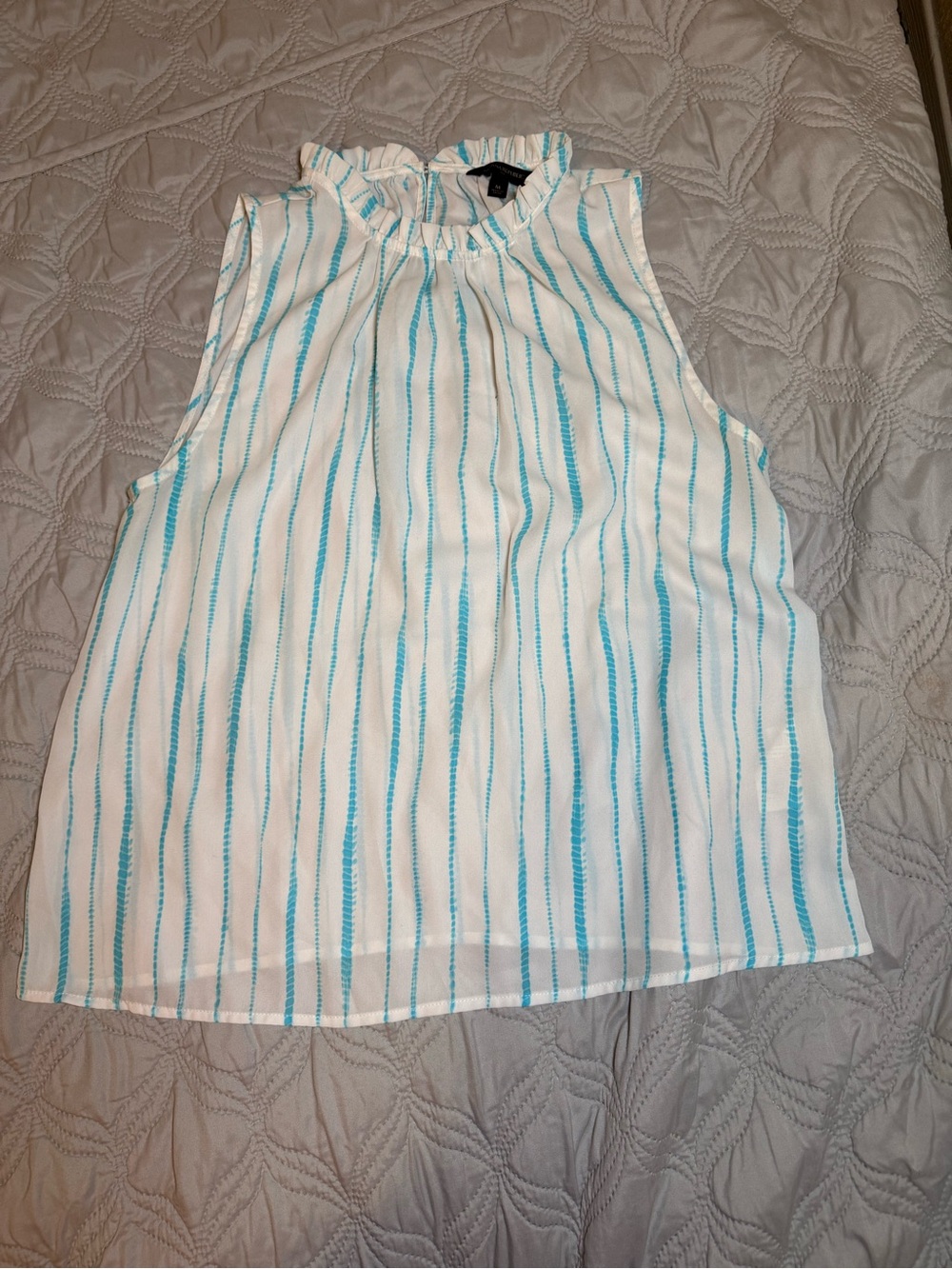 Banana Republic Womens Medium Ruffle Neck Sleeveless Blouse White Blue Stripe